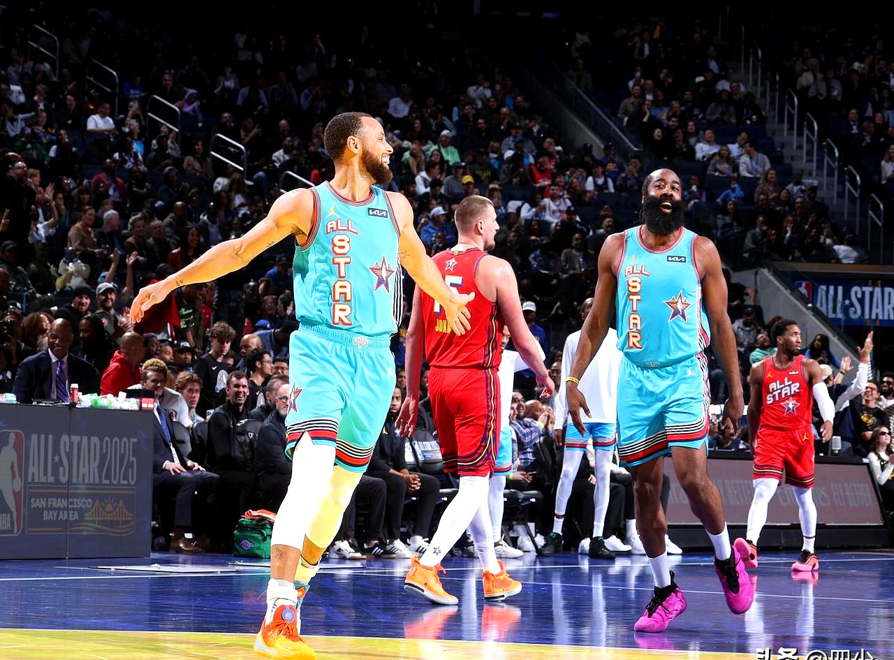 爱游戏在线-尼克斯横扫辽宁队，哈登关键制胜