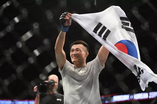 ayx世界杯2026-韩国队轻取泰国队,郑思维统治全场